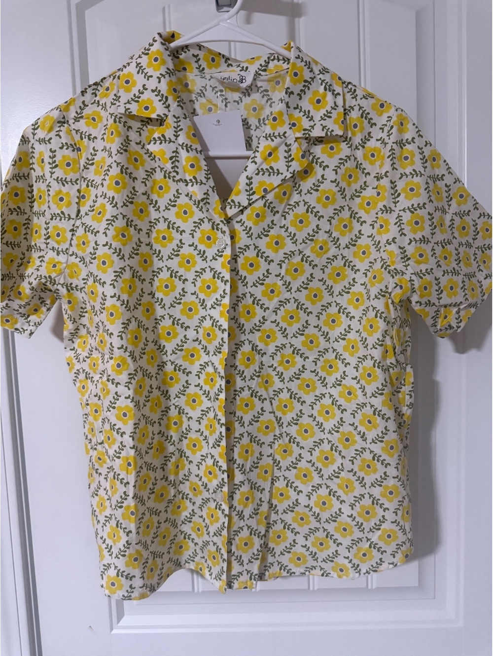 Tulip B Yellow Floral Short Sleeve Button-Up Shirt Size S